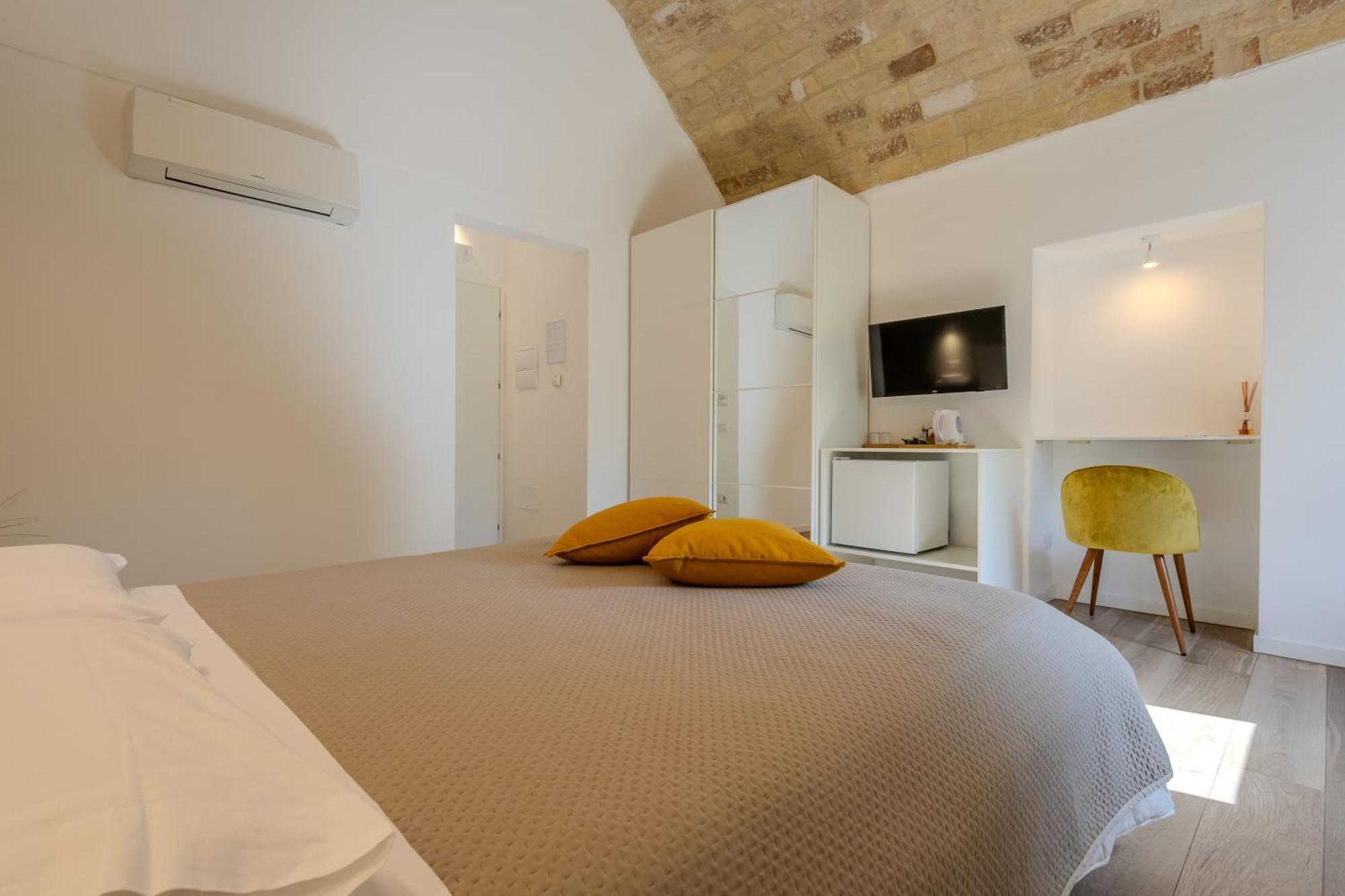 Corso Garibaldi 21 Apartment & Rooms 바스토 외부 사진
